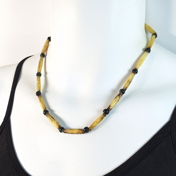 Handcrafted Native American Buffalo Bone Bead Necklace - Picture 2 of 7